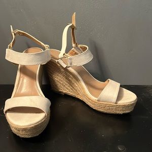 White Wedges size 8.5